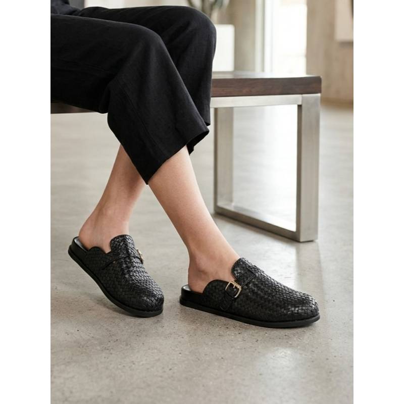 Viviblu Black Woven Embossed Pu Leather Mules (EURO 36)