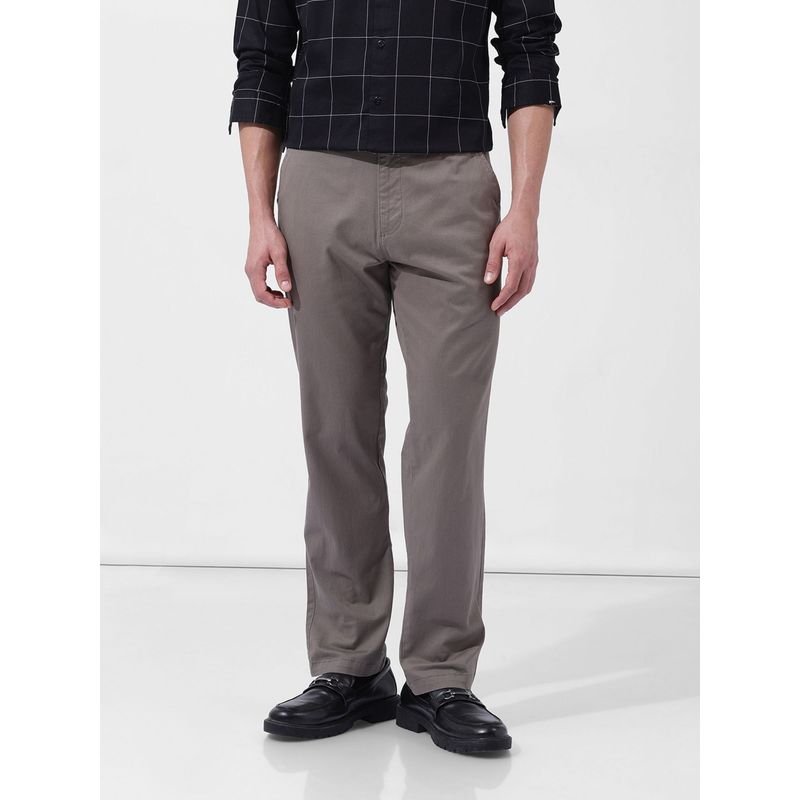 The Indian Garage Co Grey Men's Regular Fit Solid Mid-Rise Chinos (28)