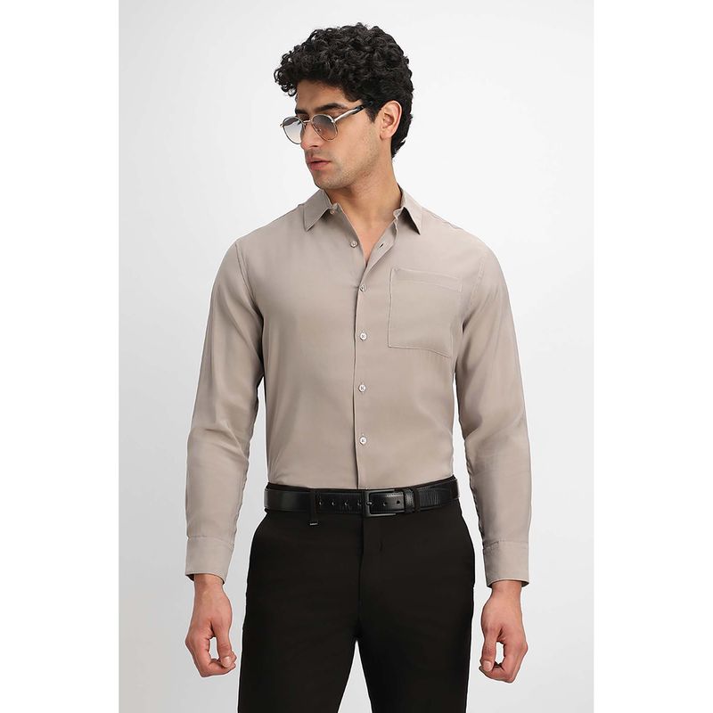 Snitch Beige Solid Full Sleeves Regular Formal Shirt for Men (L)