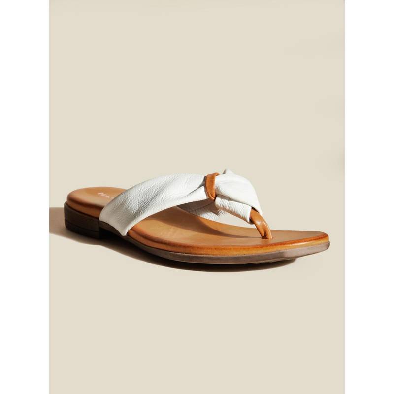 Peach Flores Women White Leather Wrap Flats (EURO 36)