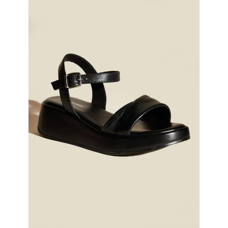 Peach Flores Women Black Leather Sandals (EURO 38)