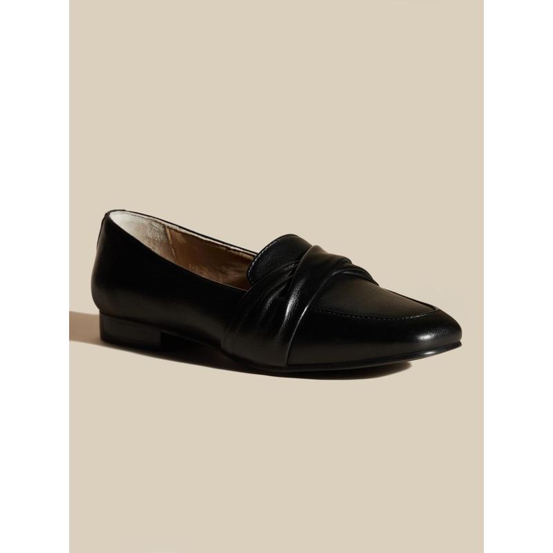 Peach Flores Women Black Soft Leather Loafers (EURO 36)
