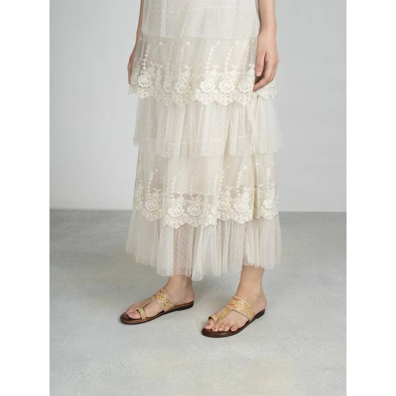 SCENTRA Women's Beige Comfort Kolhapuris (EU 39)