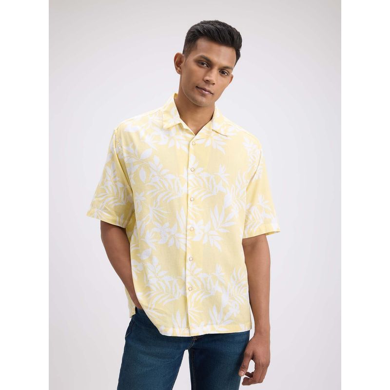Pepe Jeans Men's Yellow Floral Resort Collar Shirt (2XL)