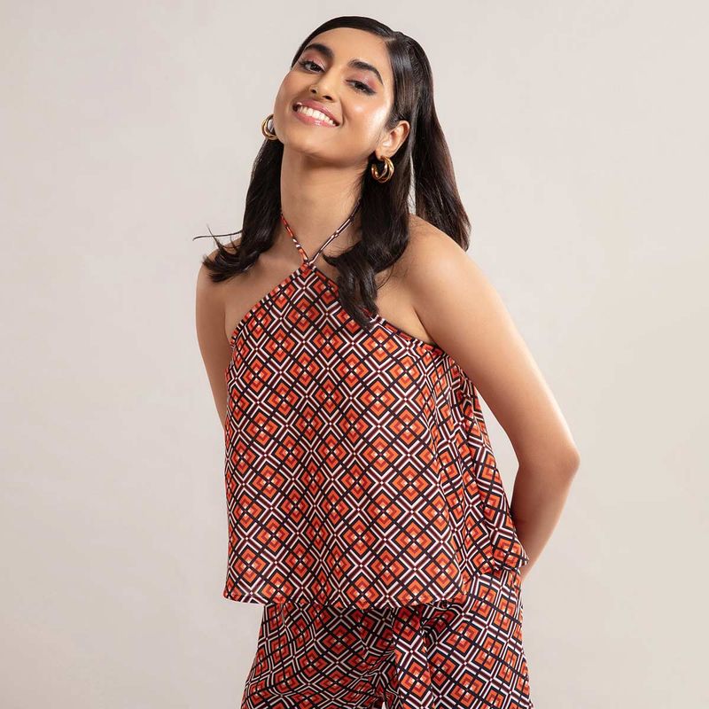Twenty Dresses by Nykaa Fashion A Musical Thought Crop Top (M)