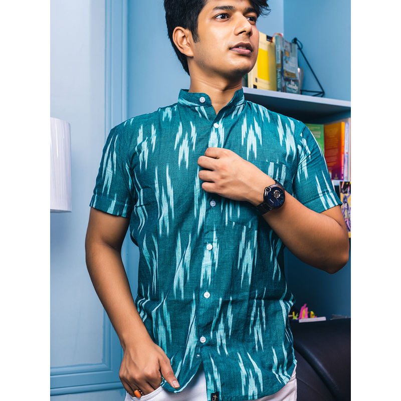 JAVINISHKA Dark Green Handwoven Ikat Slim Fit Shirt (S)