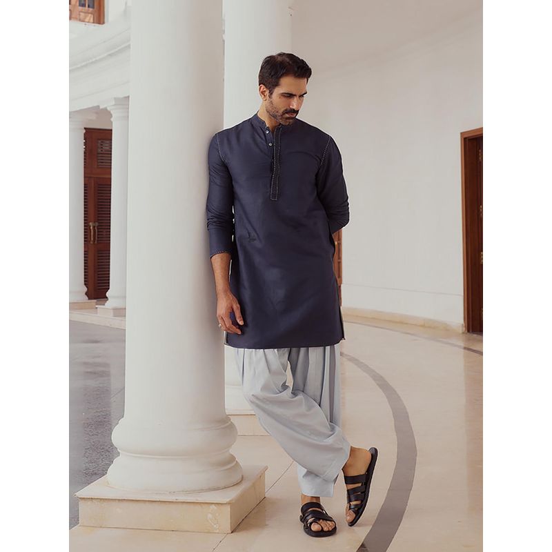 Andamen Men Navy Short Length Plain Embroidered Kurta (S)