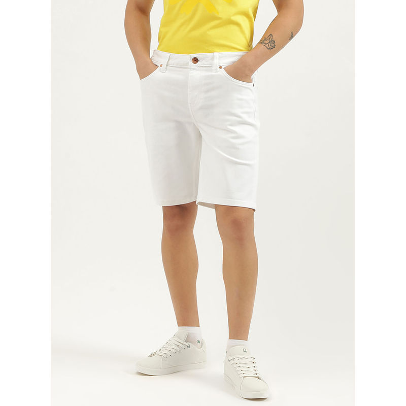 United Colors of Benetton White Solid Regular Fit Shorts (30)
