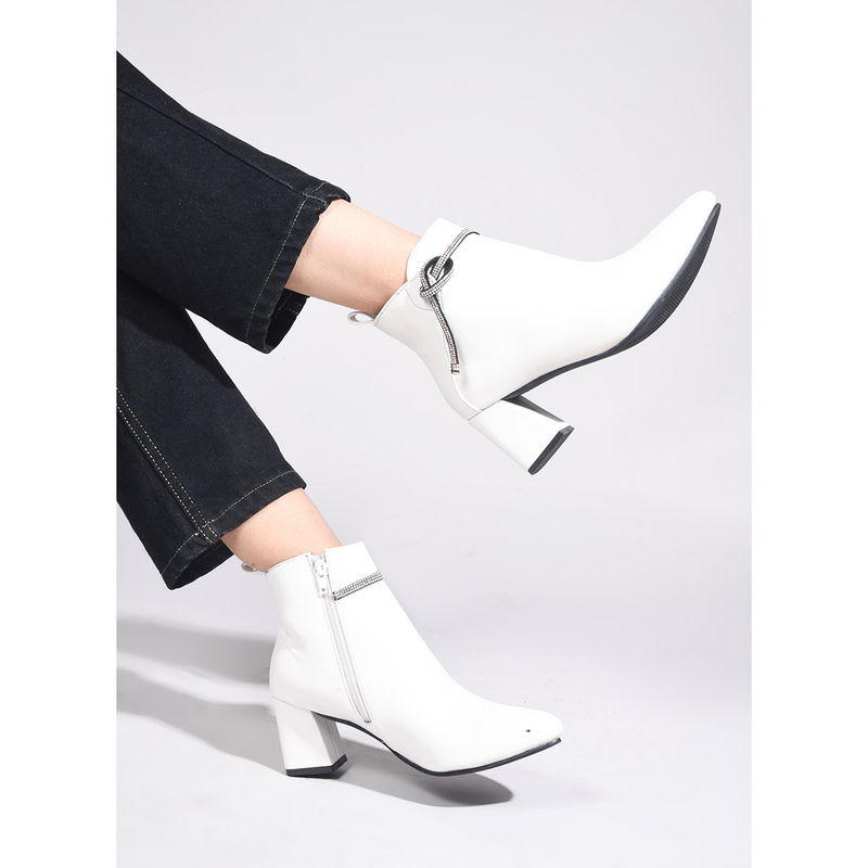 SHUZ TOUCH White Embellished Block Heel Boots (EURO 36)