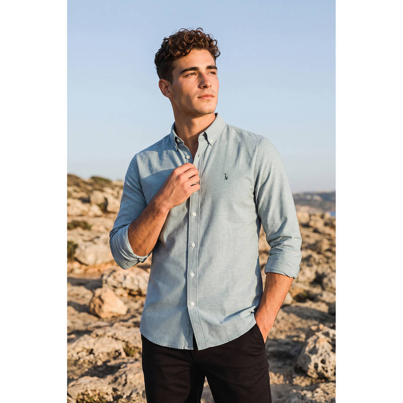 Simon Carter Men Blue Cotton Slim Fit Shirt (44)