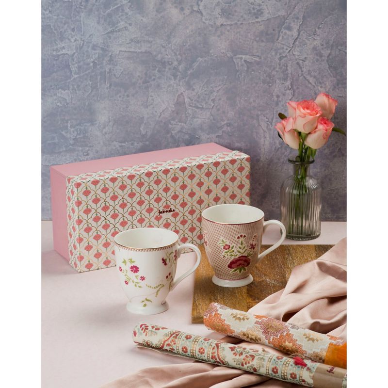 Buy Fabindia Yutika Mug Gift Set Online