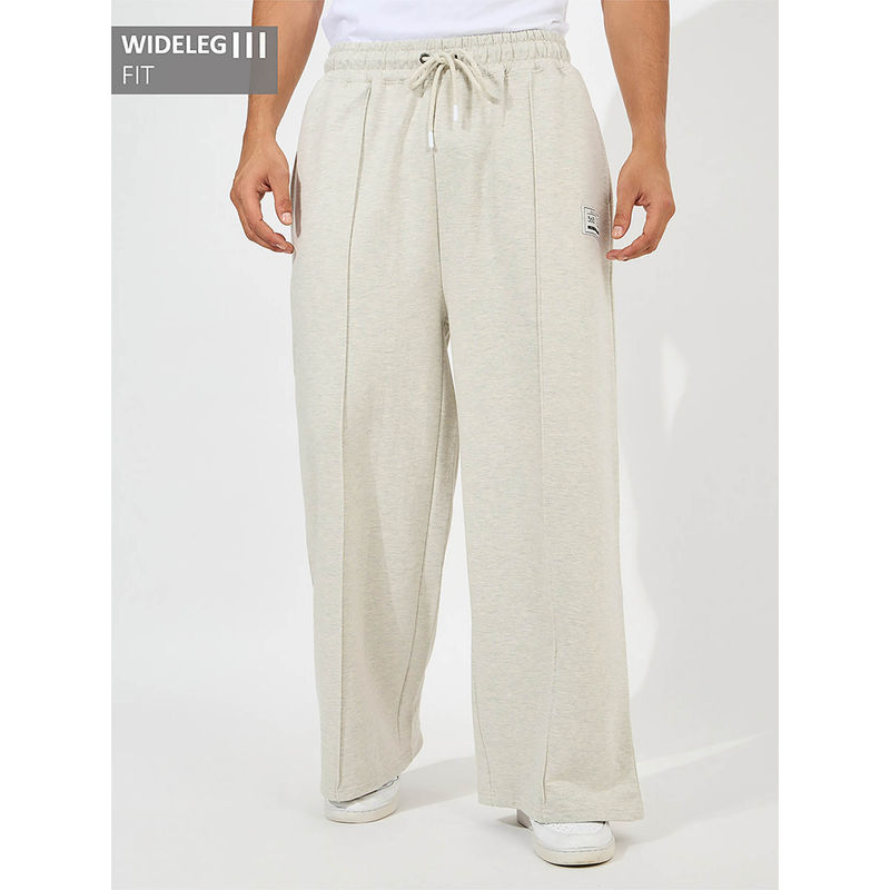 Styli Men Cream Cotton Fleece Pintuck Wide Leg Jogger with Badge (M)