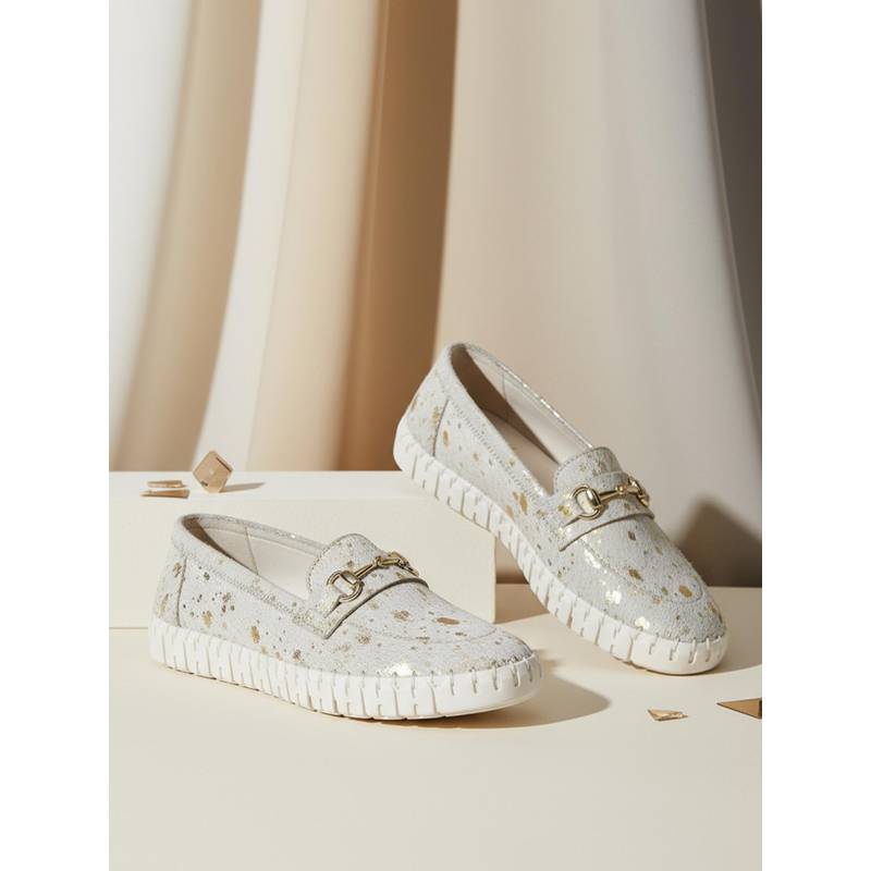 EZOK Womens White and Gold Leather Casual Loafers (EURO 36)