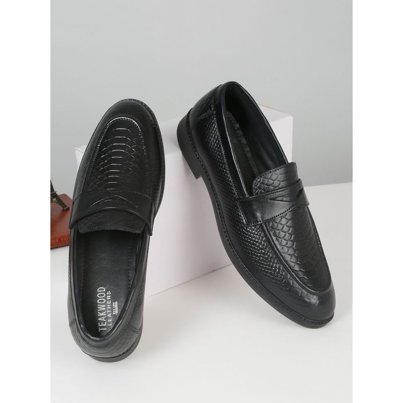 Teakwood Mens Black Classy Patterned Texture Leather Casual Loafers (EURO 40)