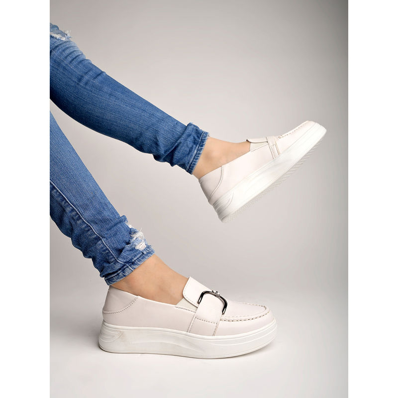 Shoetopia Smart Casual Chain Detailed White Loafers for Women & Girls (EURO 38)
