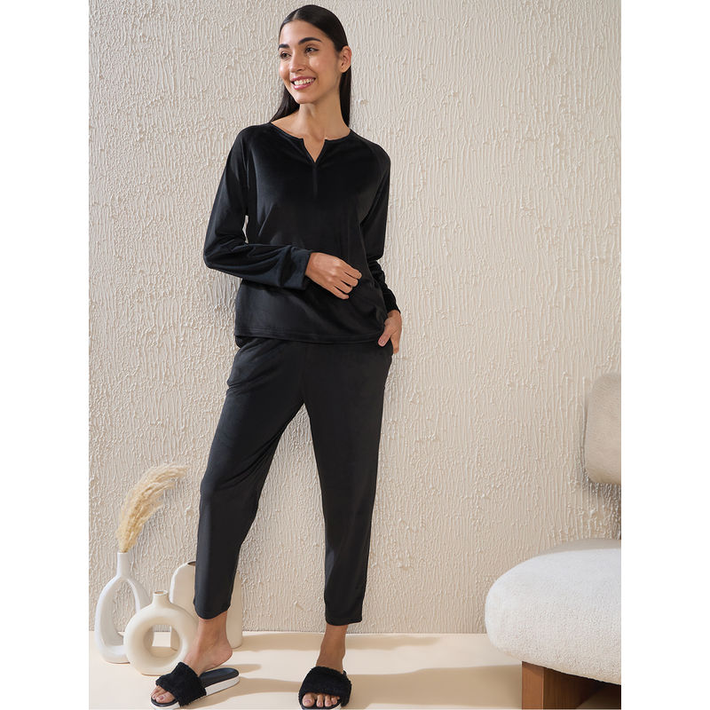 Sweet Dreams Women Black Solid Sweatshirt & Pyjama (2XL)
