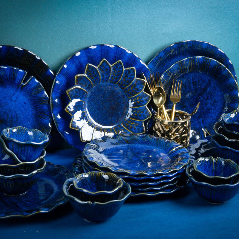 Buy Amalfiee Ceramics Handmade Kanak Premium Dinner Set of 28pc Online