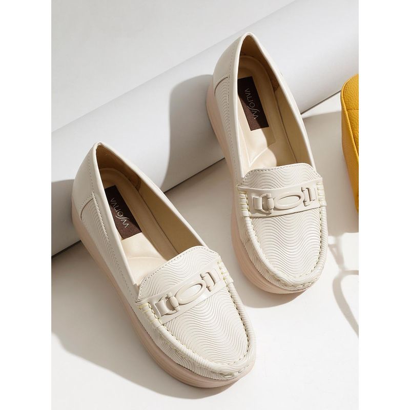 VALIOSAA Cream Casual Slip On Loafers (EURO 36)