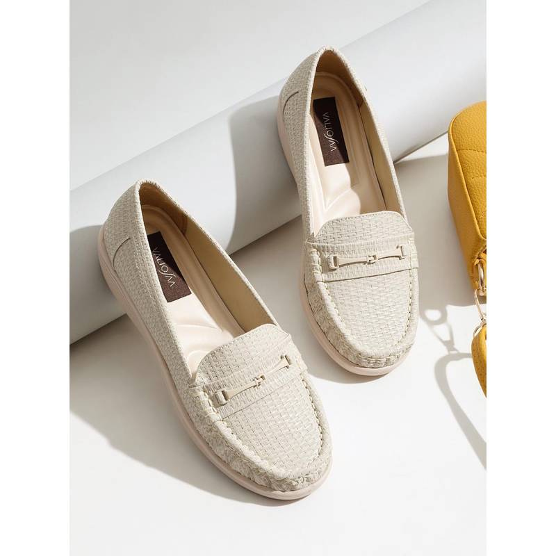 VALIOSAA Cream Casual Slip On Loafers (EURO 36)
