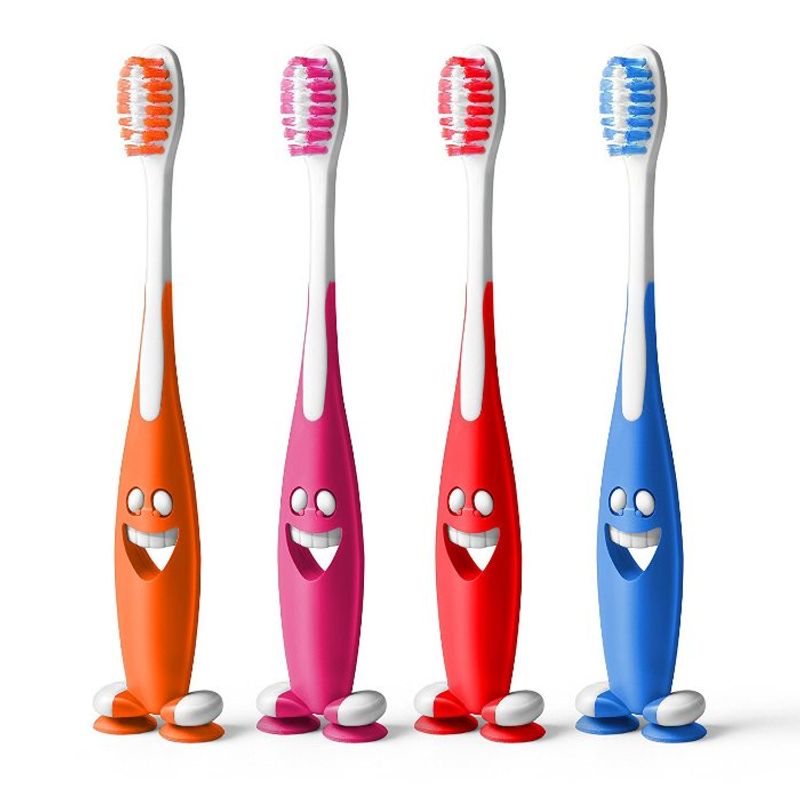 Зубная щетка junior. Toothbrush and junior.