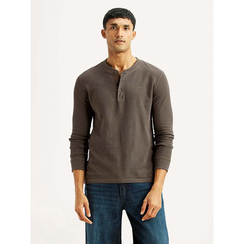 Levi's Brown Knitted Full Sleeves Henley Neck T-Shirt (M)