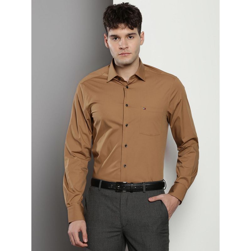 Tommy Hilfiger Men Solid Cotton Brown Shirt (44)