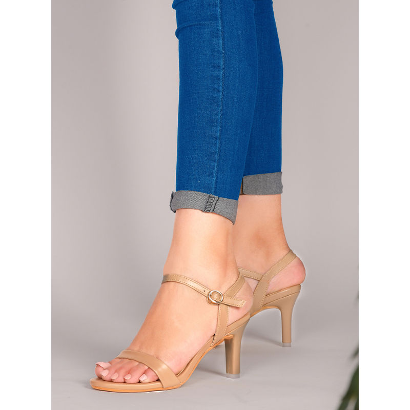 SHUZ TOUCH Kitten Heel Sandals (EURO 37)