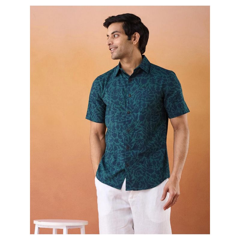 Fabindia Men Blue Cotton Collar Neck Abstract Printed Shirt (M)