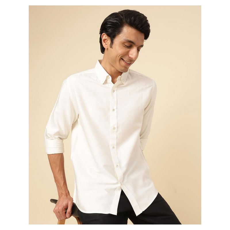 Fabindia Men Off White Viscose Collar Neck Solid Woven Shirt (S)