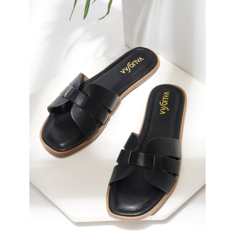 VALIOSAA Women Black Square Toe Casual Flats (EURO 36)
