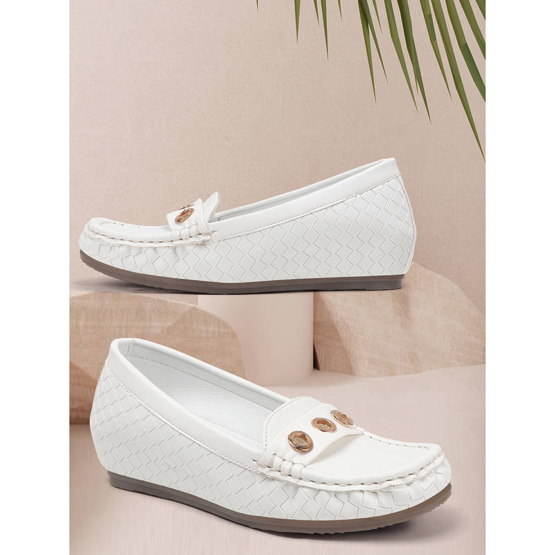 Carlton London Women White Slip-On Gold-Toned Eyelets Loafers (EURO 36)