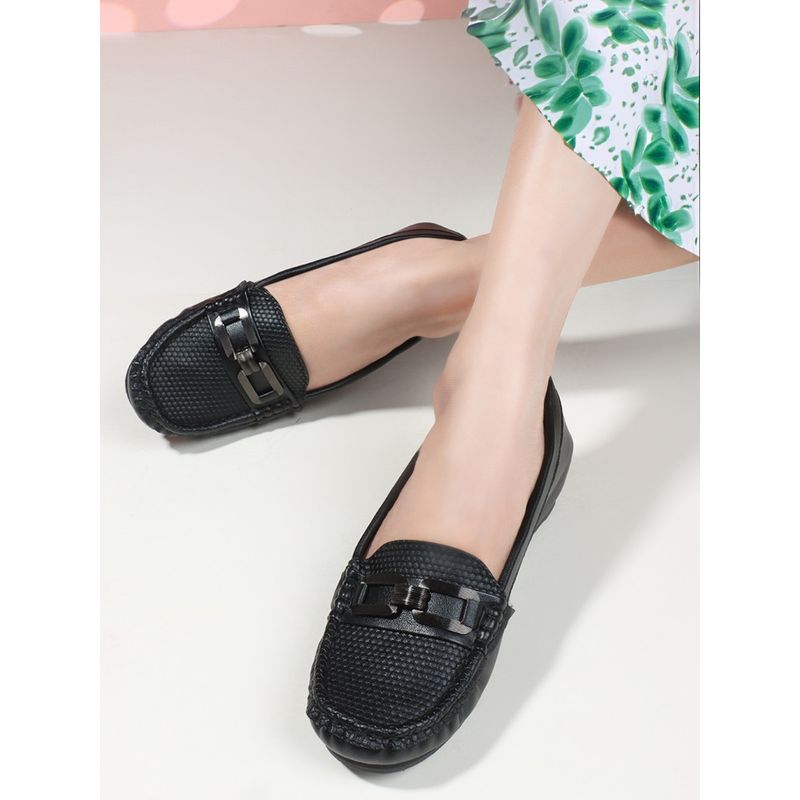 Carlton London Black Textured Slip-On Women Loafers (EURO 40)