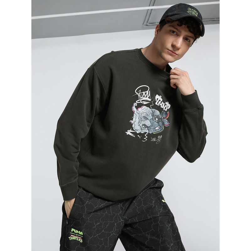 Puma x TEENAGE MUTANT NINJA TURTLES Men Olive Relaxed Fit Graphic Crew-Neck Sweatshirt (L)