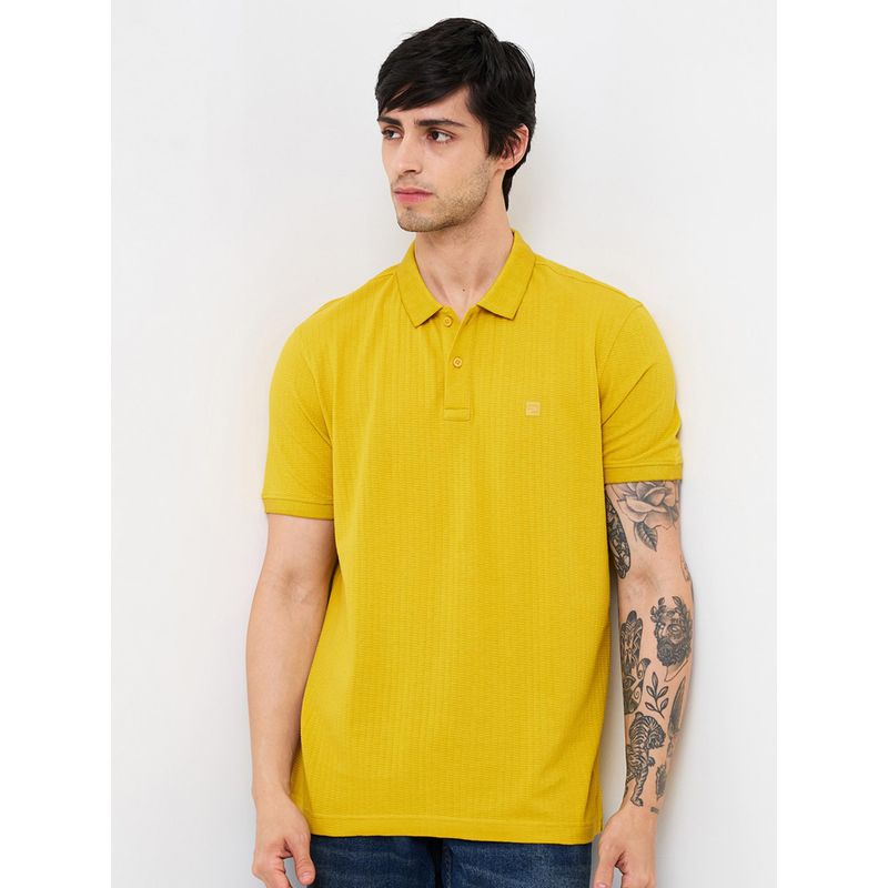 Spykar Men Yellow Slim Fit Textured Half Sleeve Casual Polo T-Shirt (M)