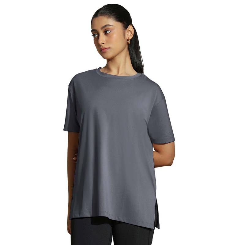 Silvertraq Women Grey Flow Fit Oversized Crew Neck T-Shirt (XS)