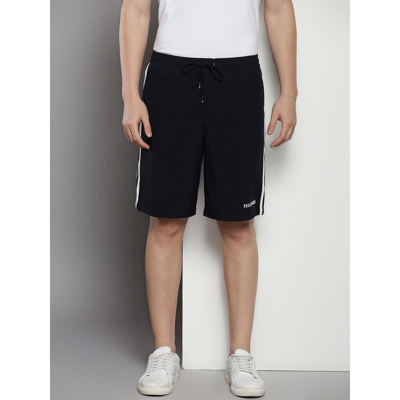 Tommy Hilfiger Regular-Fit Striped Mid Rise Shorts (36)