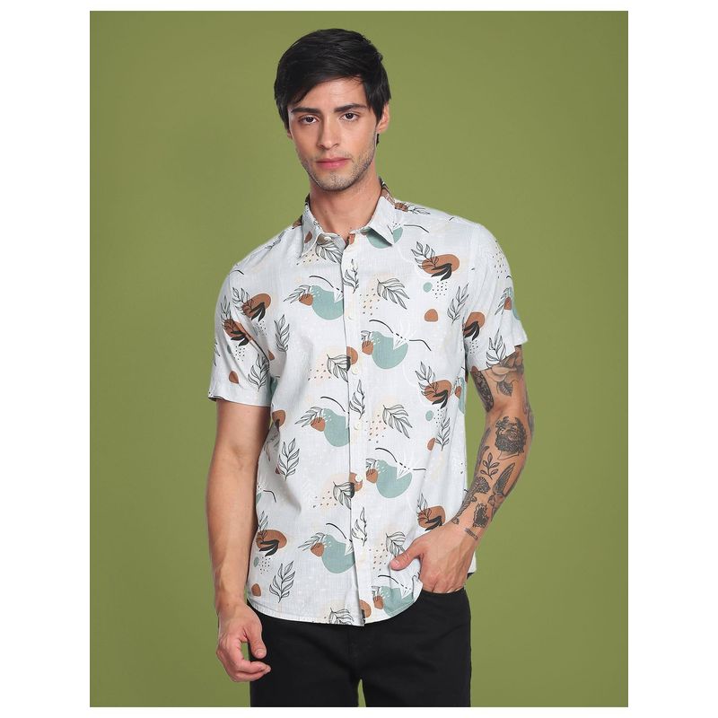 Flying Machine White Abstract Print Vacation Shirt (40)