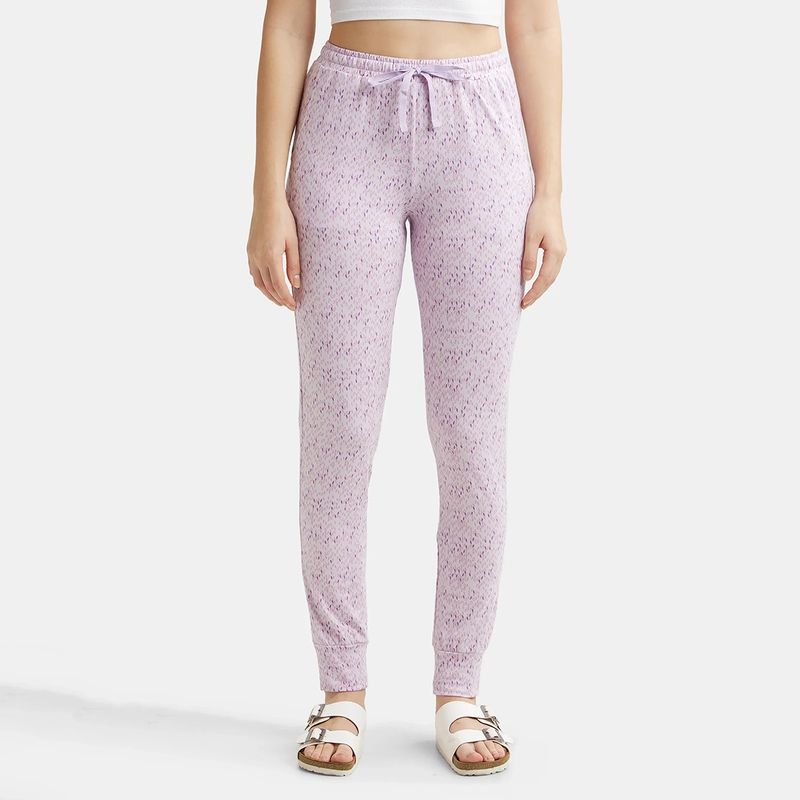 Jockey RX61 Women Super Combed Cotton Relaxed Fit Printed Pyjama - Pastel Lilac (L)