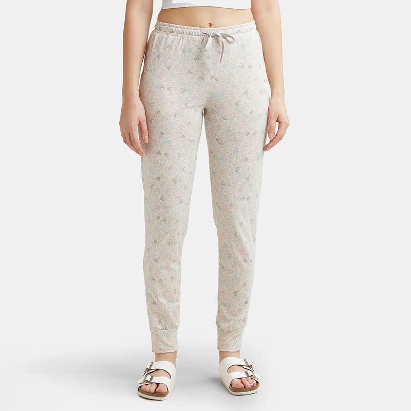 Jockey Rx61 Women Super Combed Cotton Relaxed Fit Cuffed Hem Pyjama With Side Pockets- White (S)