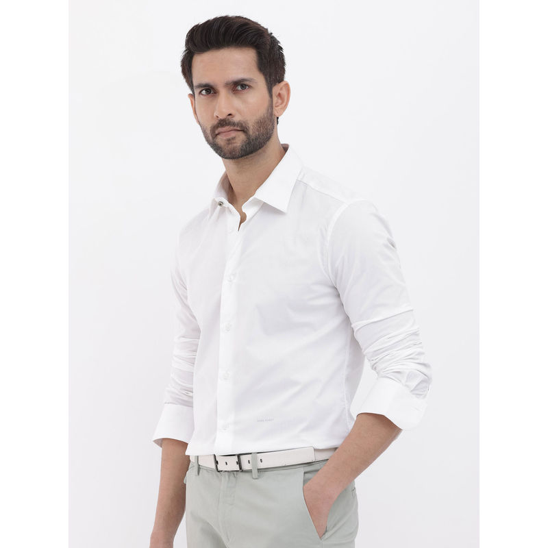 Rare Rabbit Men White Solid Casual Shirt (S)