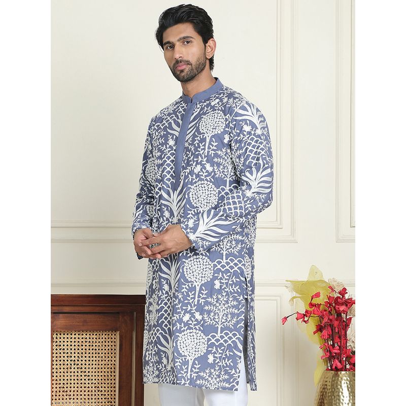 Jompers Men Blue Embroidered Silk Blend Kurta (XL)