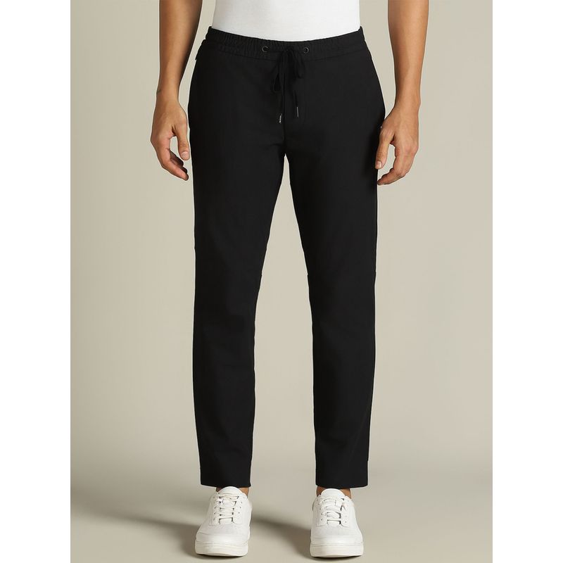 Dockers Men Black Mid Rise Slim Tapered Fit Trousers (M)