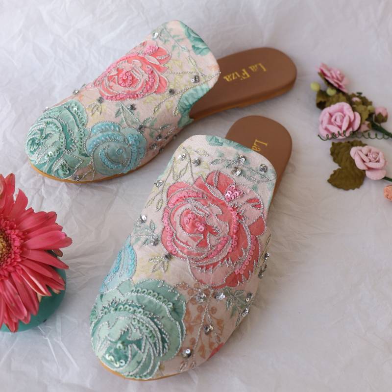 La Fiza Zaara Embroidered Mules (UK 2)