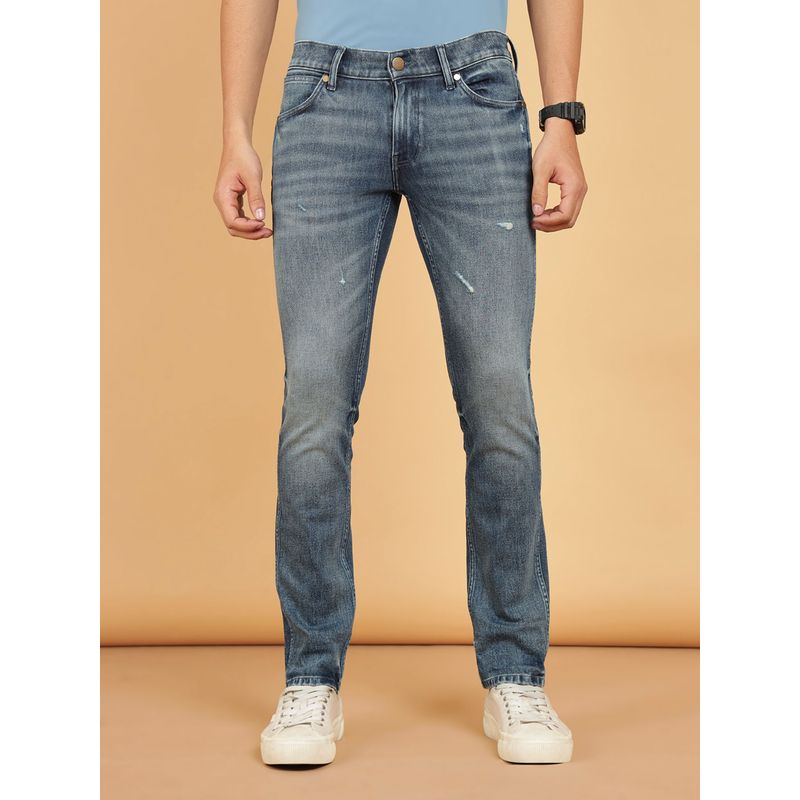Wrangler Men's Blue Skanders Slim Fit Low Rise Heavy Fade Jeans (34)