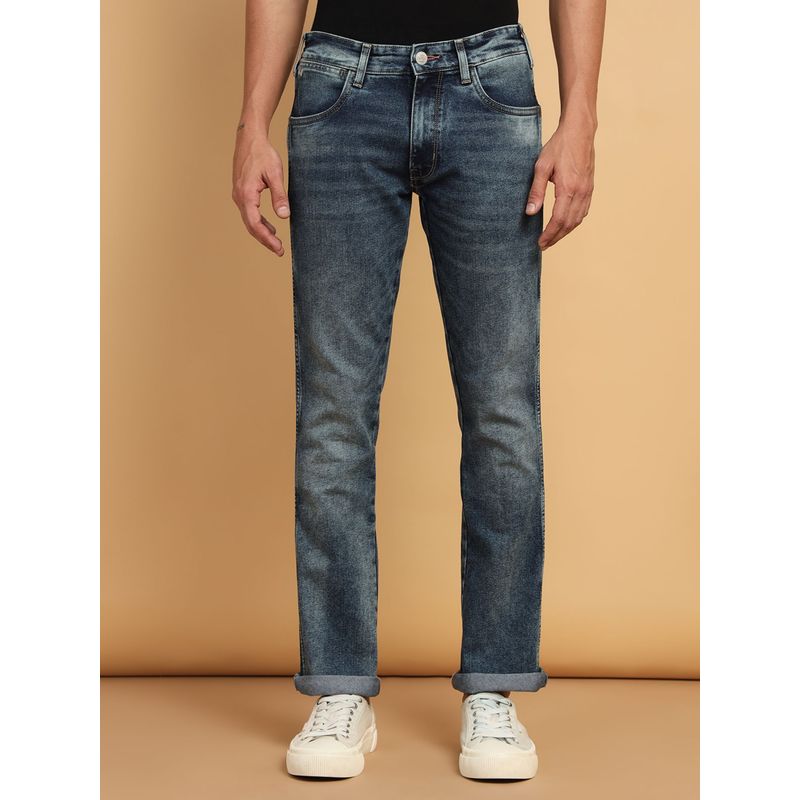 Wrangler Men's Blue Millard Regular Fit Mid Rise Light Fade Jeans (40)