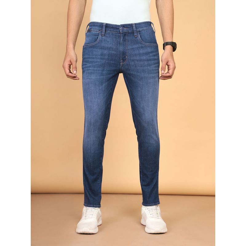Wrangler Men's Blue Bostin Slim Fit Mid Rise Light Fade Jeans (28)