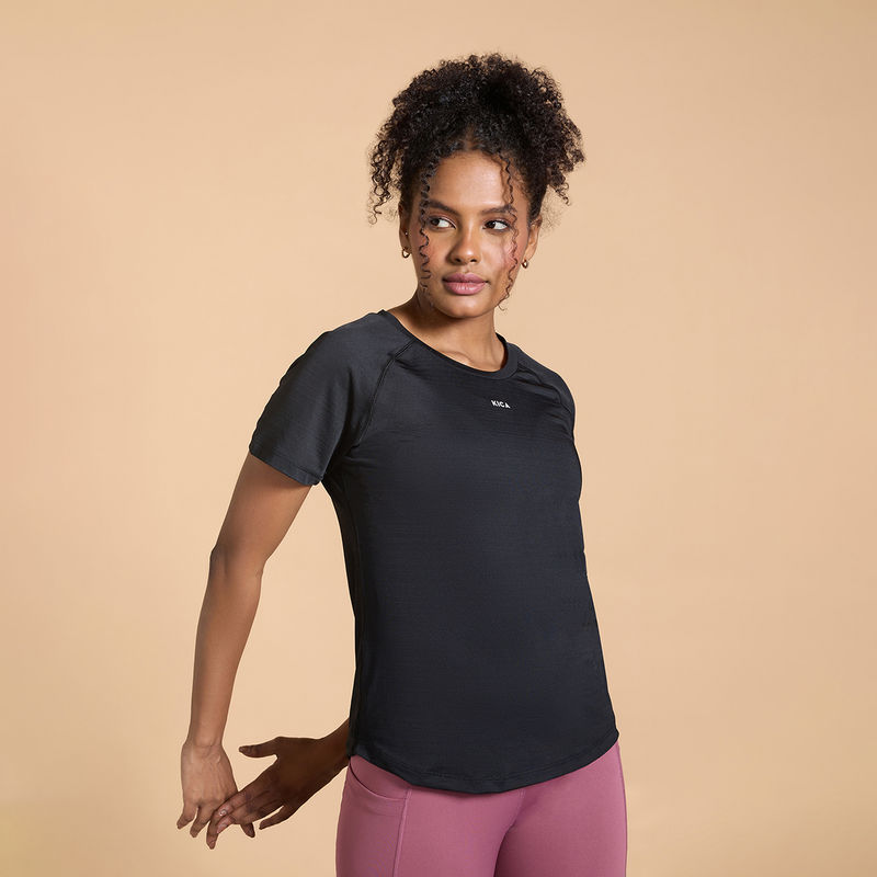 Kica Regular Fit Basic Half Sleeves Top In A Stretchable, Fast-Drying Fabric (S)