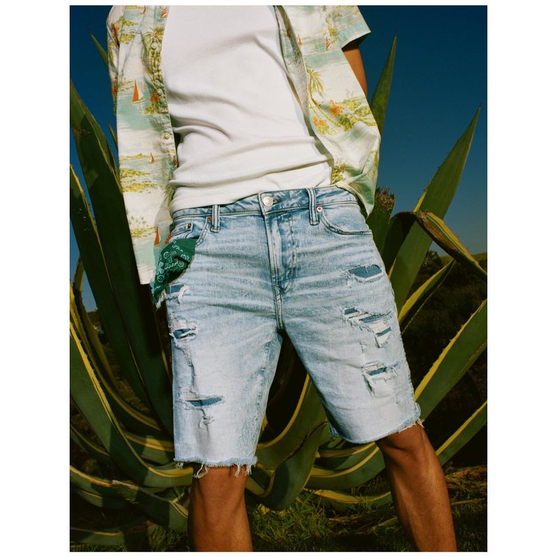 American Eagle Men Blue Airflex 9 Inches Denim Shorts (30)