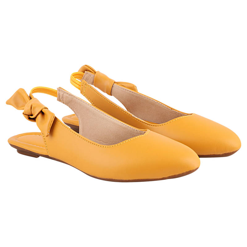 Shoetopia Women Yellow Solid Flats (EURO 37)