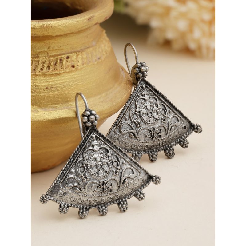 Oxidized Silver-Plated Drop Earring main image 0